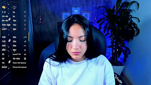 Snapshot of miichael_black chatting on 09.17.25 miichael black online show from 09.17.25