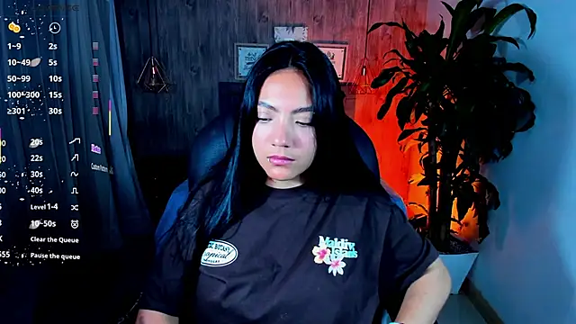 Snapshot of miichael_black chatting on 09.22.25 miichael black online show from 09.22.25