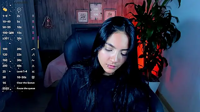 Snapshot of miichael_black chatting on 09.27.25 miichael black online show from 09.27.25