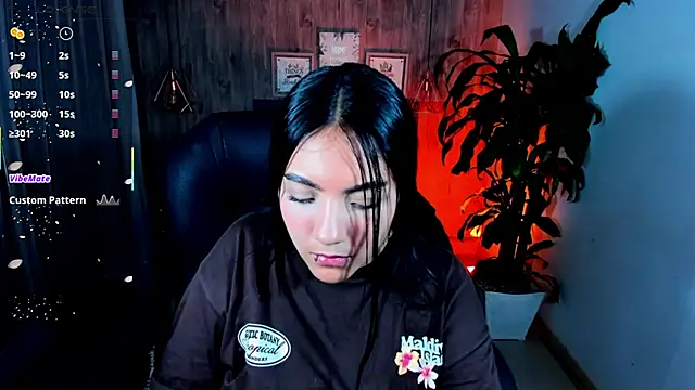 Snapshot of miichael_black chatting on 10.10.25 miichael black online show from 10.10.25