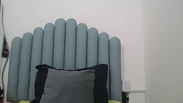 iniyalaboni online show from 03.12.25