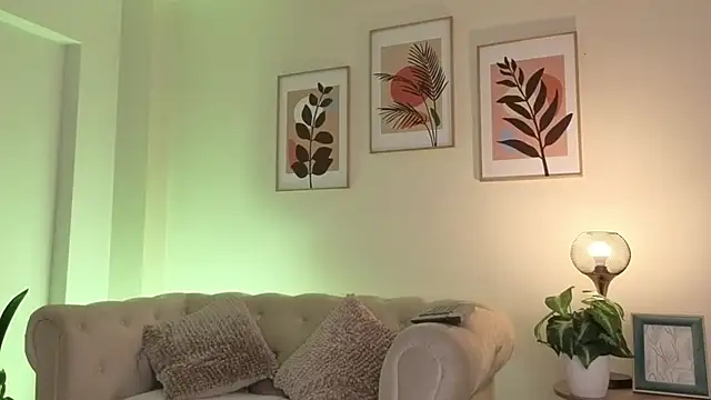 DahianaWalcott online show from 03.09.26