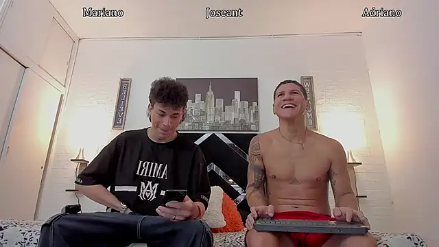 Snapshot of toyboys1 chatting on 10.17.25 toyboys1 online show from 10.17.25