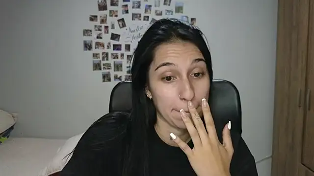 Snapshot of tammyandrade_ chatting on 07.17.26 tammyandrade online show from 07.17.26