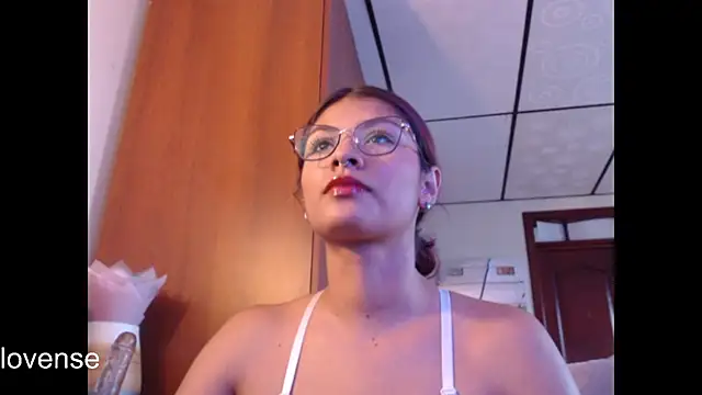 Snapshot of hanna_beili chatting on 07.03.26 hanna beili online show from 07.03.26
