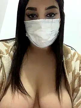 Snapshot of Miss-Soka chatting on 12.03.25 Miss-Soka online show from 12.03.25