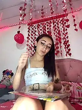 Snapshot of valeriikiss chatting on 02.18.25 valeriikiss online show from 02.18.25