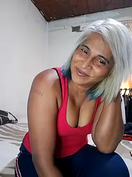 Snapshot of Goodgirlsue_77 chatting on 05.16.26 Goodgirlsue 77 online show from 05.16.26
