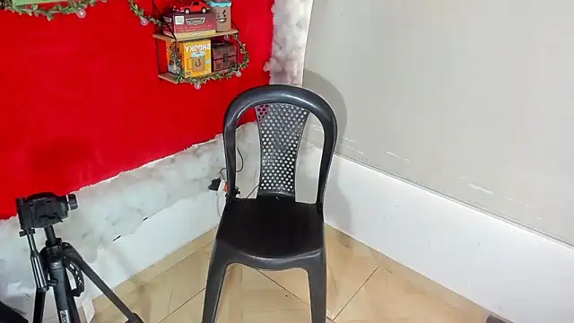 LilOwen  online show from 10.12.25