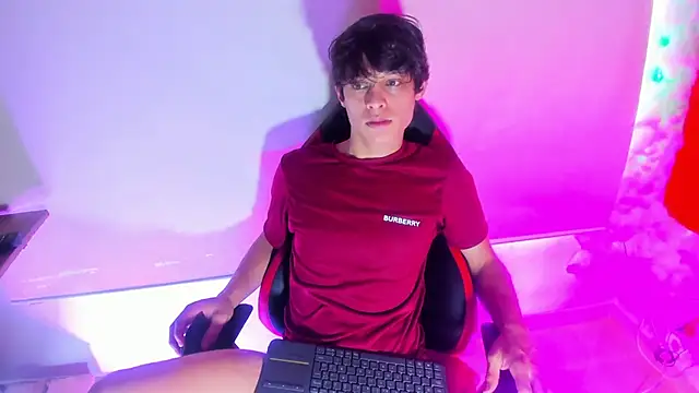 LilOwen  online show from 01.12.26