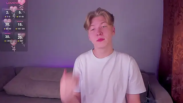 TheMikeSever online show from 10.29.25