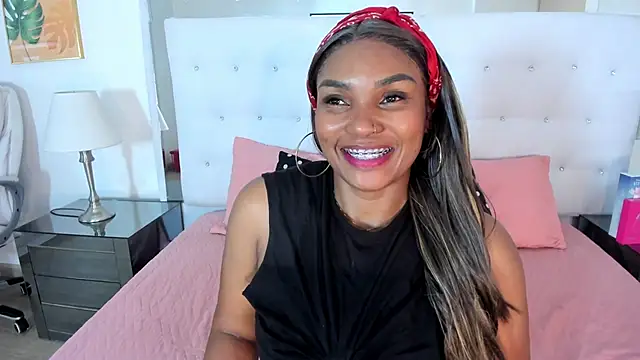 Snapshot of Isla_Scott chatting on 03.04.26 Isla Scott online show from 03.04.26
