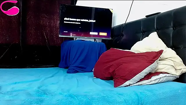 Deleon1995 online show from 12.04.24