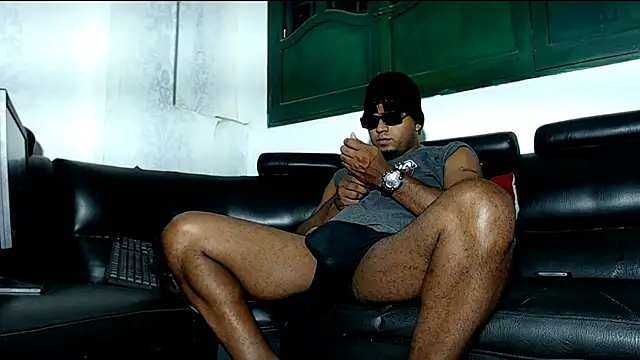 Deleon1995 online show from 12.17.24