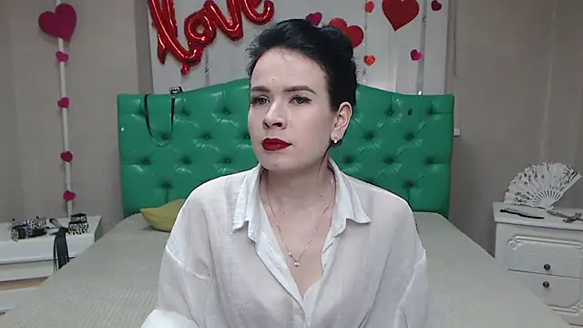 JasmineKouch online show from 04.17.26