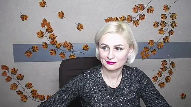Snapshot of OliviaHorst chatting on 12.12.24 OliviaHorst online show from 12.12.24