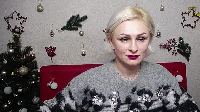 Snapshot of OliviaHorst chatting on 01.05.25 OliviaHorst online show from 01.05.25