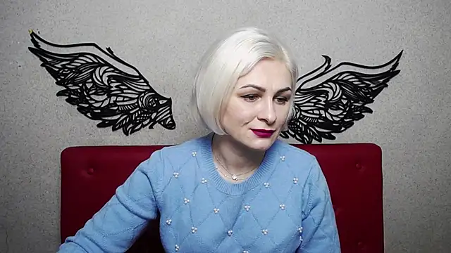 Snapshot of OliviaHorst chatting on 02.08.25 OliviaHorst online show from 02.08.25