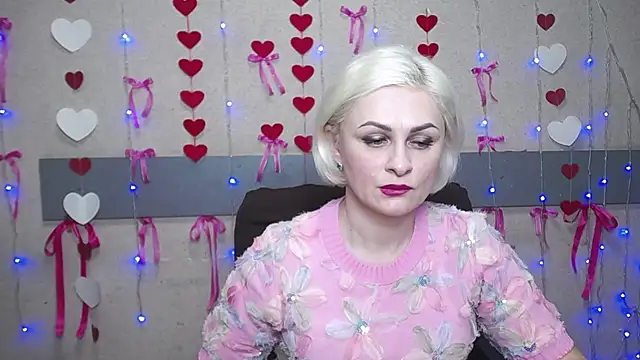 Snapshot of OliviaHorst chatting on 02.22.25 OliviaHorst online show from 02.22.25
