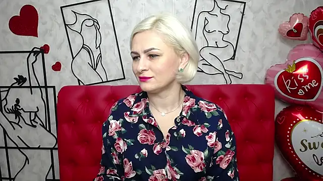 Snapshot of OliviaHorst chatting on 03.06.25 OliviaHorst online show from 03.06.25