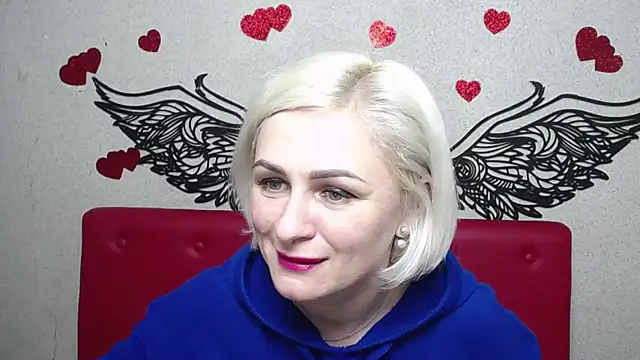 Snapshot of OliviaHorst chatting on 03.08.25 OliviaHorst online show from 03.08.25