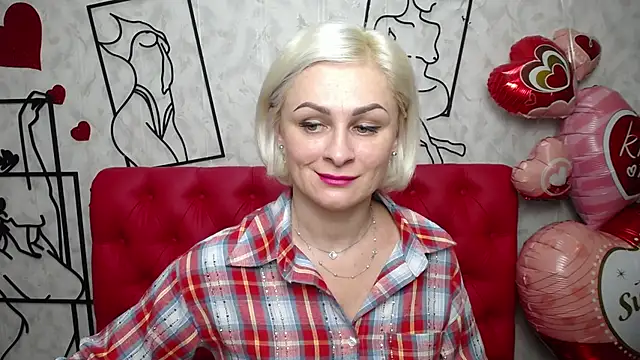Snapshot of OliviaHorst chatting on 03.20.25 OliviaHorst online show from 03.20.25