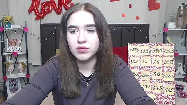LauraHlot online show from 03.12.25