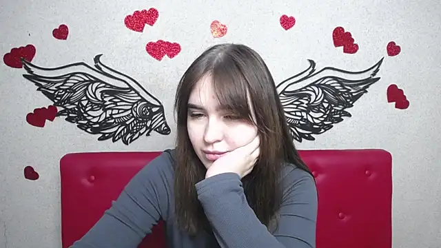 LauraHlot online show from 03.15.25