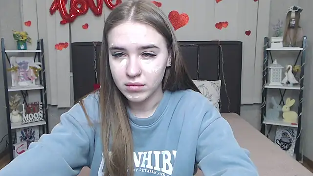 LauraHlot online show from 02.27.26