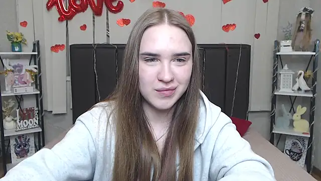 LauraHlot online show from 04.01.26