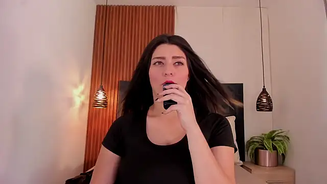 Snapshot of SARA_STONE17 chatting on 12.11.24 SARA STONE17 online show from 12.11.24