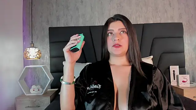 Snapshot of SARA_STONE17 chatting on 01.27.25 SARA STONE17 online show from 01.27.25
