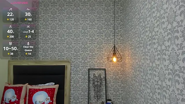 Snapshot of TATIGOLD2 chatting on 12.23.24 TATIGOLD2 online show from 12.23.24