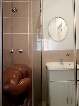 Snapshot of Thickchocolatex2 chatting on 12.02.24 Thickchocolatex2 online show from 12.02.24