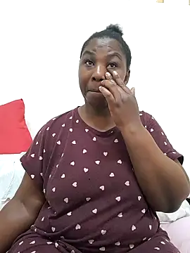 Snapshot of Thickchocolatex2 chatting on 12.08.24 Thickchocolatex2 online show from 12.08.24