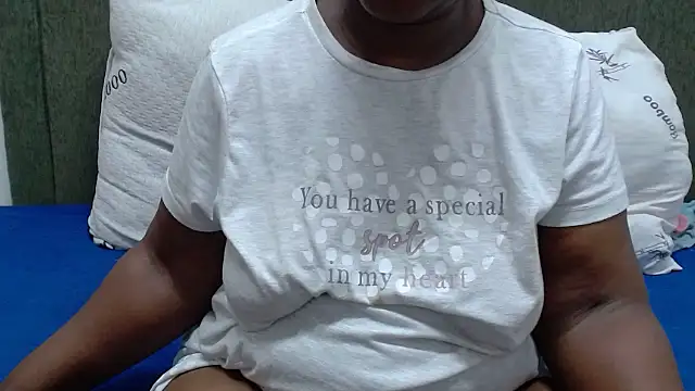 Thickchocolatex2 online show from 02.11.26