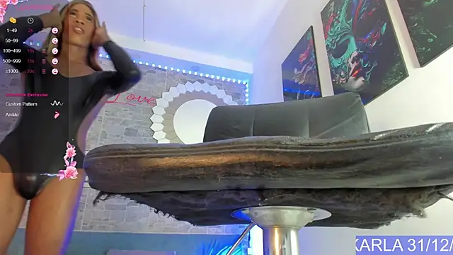 Snapshot of Karla-Ebony chatting on 12.31.24 Karla-Ebony online show from 12.31.24