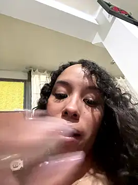 MarieLeon online show from 01.11.26