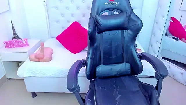 silvana  miller online show from 02.05.25