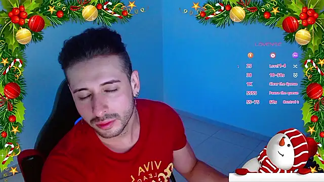 Snapshot of Ares_blue chatting on 12.04.24 Ares blue online show from 12.04.24