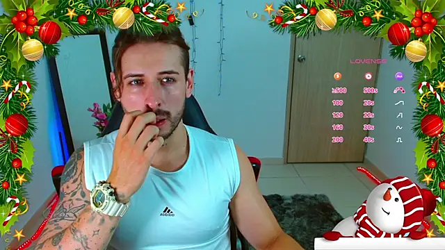 Snapshot of Ares_blue chatting on 12.14.24 Ares blue online show from 12.14.24