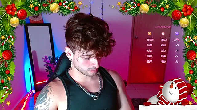 Snapshot of Ares_blue chatting on 12.17.24 Ares blue online show from 12.17.24