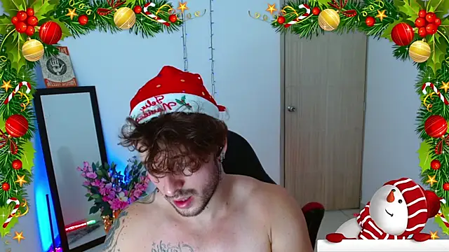 Snapshot of Ares_blue chatting on 12.21.24 Ares blue online show from 12.21.24