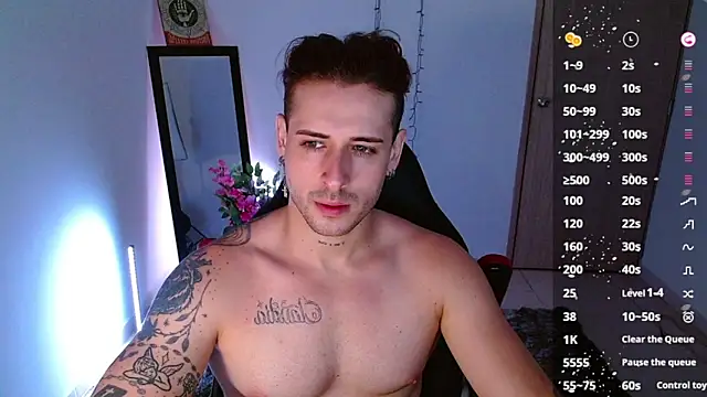 Snapshot of Ares_blue chatting on 01.20.25 Ares blue online show from 01.20.25