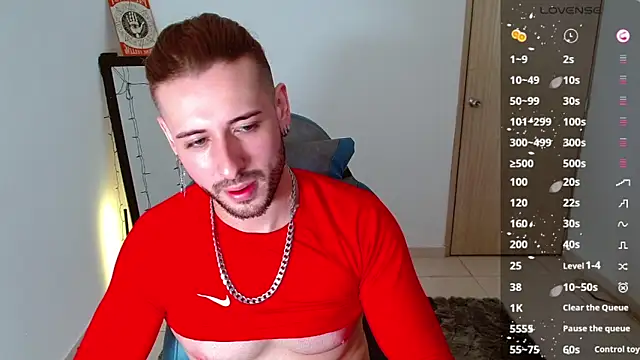 Snapshot of Ares_blue chatting on 02.10.25 Ares blue online show from 02.10.25