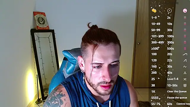 Snapshot of Ares_blue chatting on 02.17.25 Ares blue online show from 02.17.25