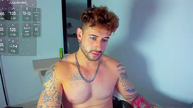 Snapshot of Ares_blue chatting on 09.20.25 Ares blue online show from 09.20.25