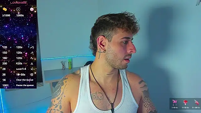 Snapshot of Ares_blue chatting on 10.22.25 Ares blue online show from 10.22.25