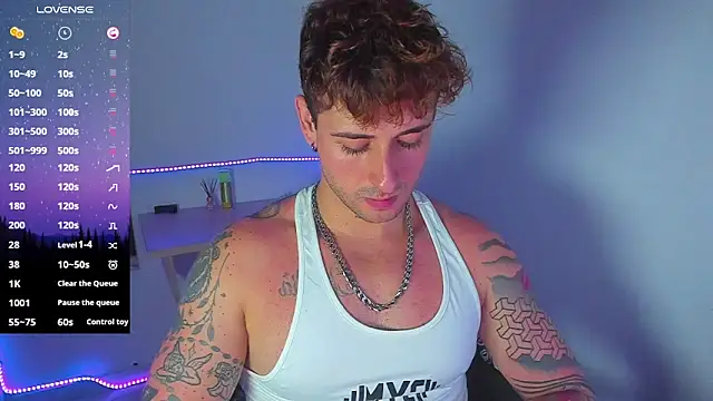 Snapshot of Ares_blue chatting on 10.29.25 Ares blue online show from 10.29.25