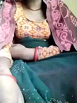 Snapshot of Cutkajal chatting on 12.22.24 Cutkajal online show from 12.22.24